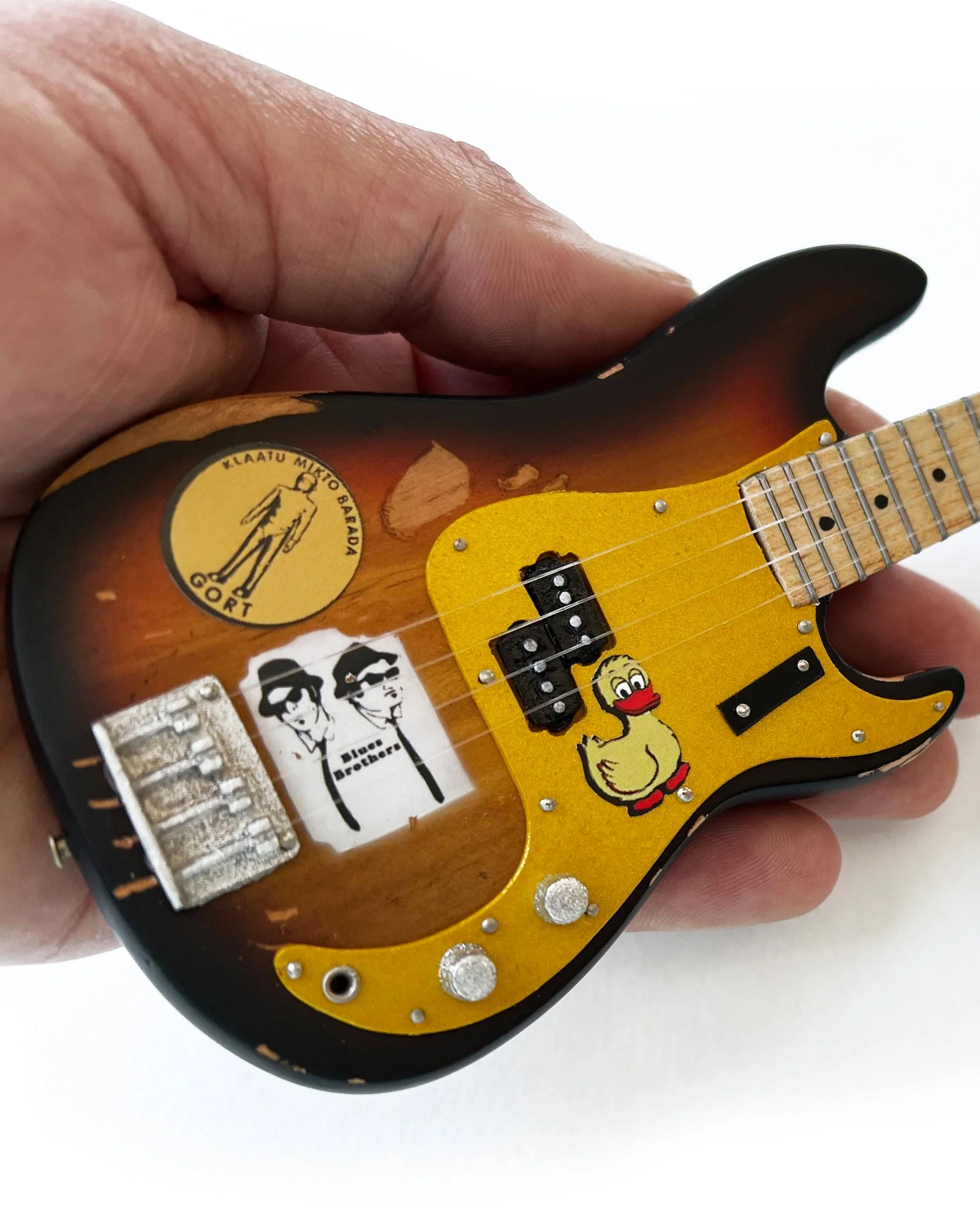 Duck Dunn Original '59 Fender™ Precision Bass™ Duck Bass Miniature Model - Image 3